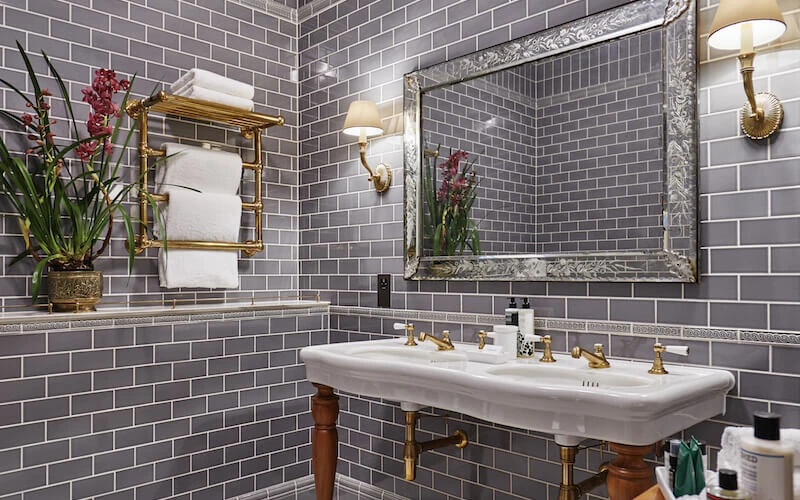 POULTRY HOTEL – Custom Tiles – Londres Inglaterra