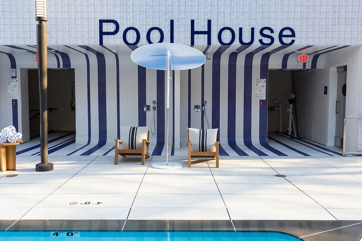 Wilshire Grand Tower – Custom tile – LA-EEUU