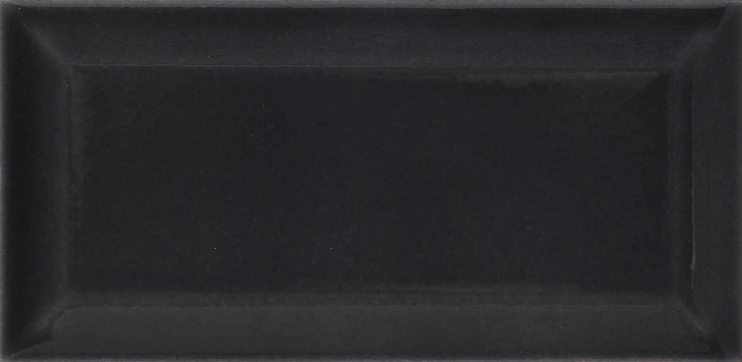METRO 7,5X15 NEGRO CRAQUELÉ